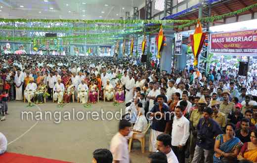 Dharmasthala mass marriage 2014